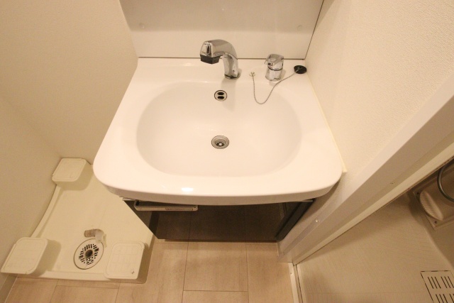 洗面設備　※別室の参考写真の為、現況優先です。