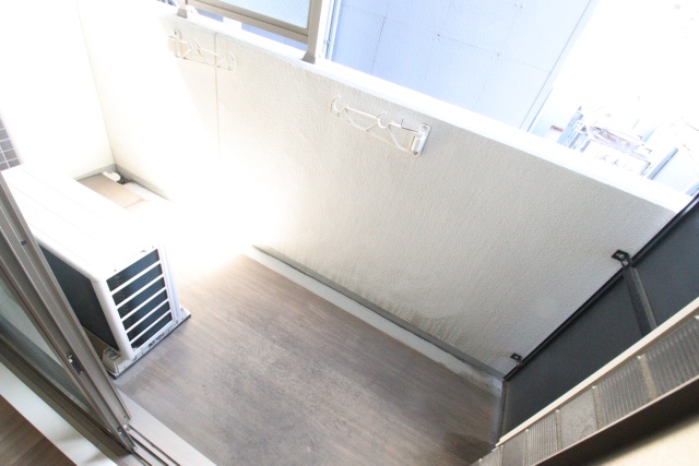 バルコニー　※別室の参考写真の為、現況優先です。
