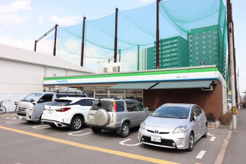 コンビニ　ファミリーマート 城東今福東店（コンビニ）まで521m