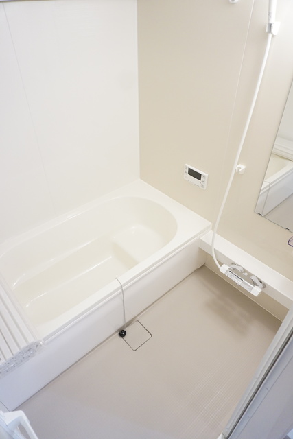 バス・シャワールーム　追焚と浴室乾燥機付きバスルーム