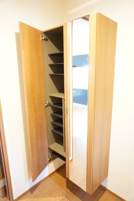 玄関　玄関のシューズボックス