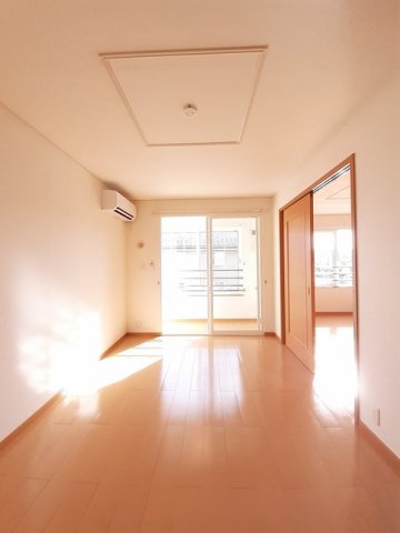 居室・リビング　おしゃれなリビングです