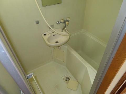 バス・シャワールーム　バス