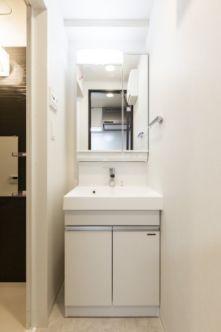 洗面設備　忙しい朝には欠かせない洗面所です