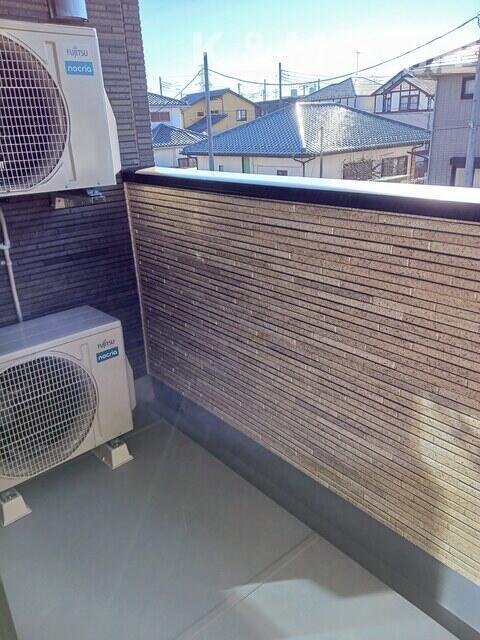 バルコニー　バルコニーがあります