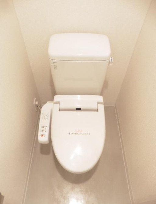 トイレ　※別部屋参考写真