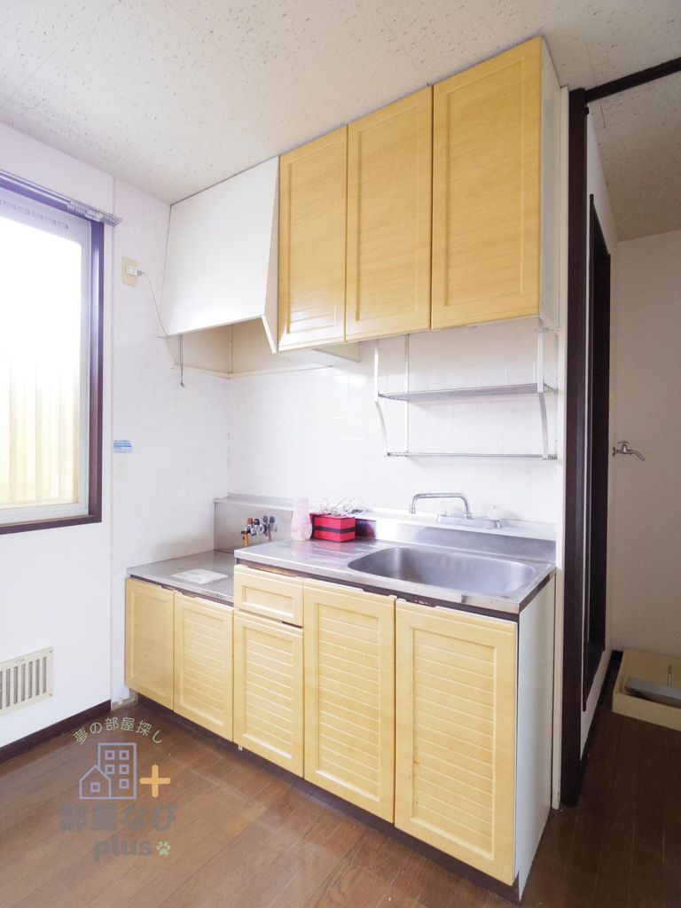 キッチン　※他号室写真です