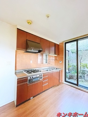 キッチン　別のお部屋のお写真です