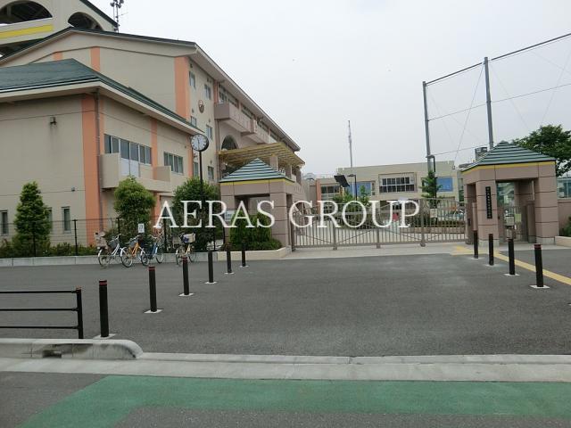 小学校　さいたま市立辻南小学校（小学校）まで834m