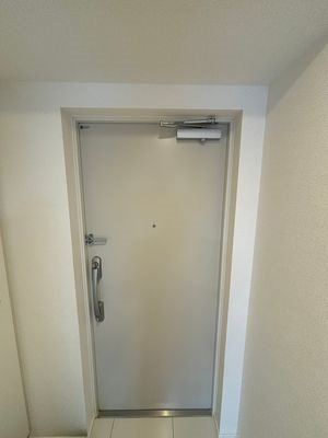 玄関　※参考写真