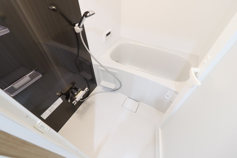 バス・シャワールーム　図面と現状に相違がある場合には現状を優先