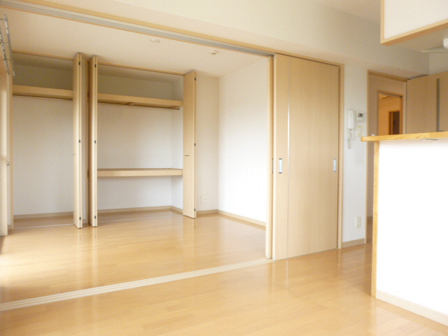 居室・リビング　居室