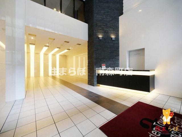 ロビー　「暮らしの設計図は、ここから始まります。」