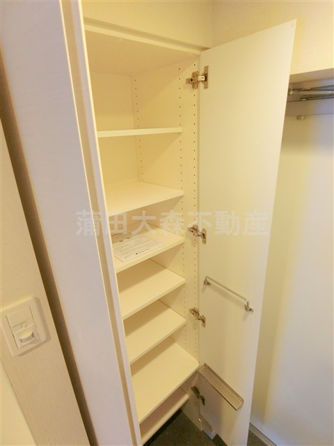 その他設備　玄関収納