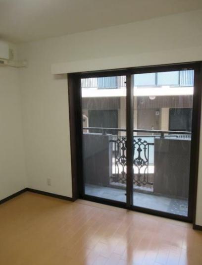 居室・リビング　別部屋の参考写真です。現況有姿