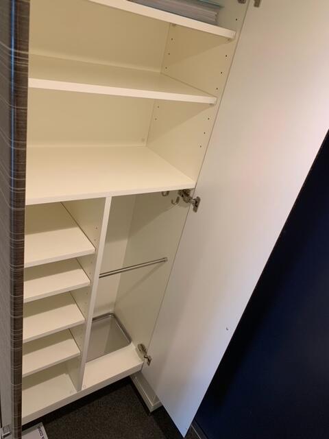 収納　シューズボックス