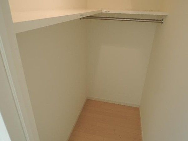 収納　（別タイプ参考写真）レピュア大塚　豊島区北大塚2