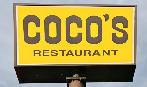 飲食店　ココス 尼崎東難波店（飲食店）まで302m