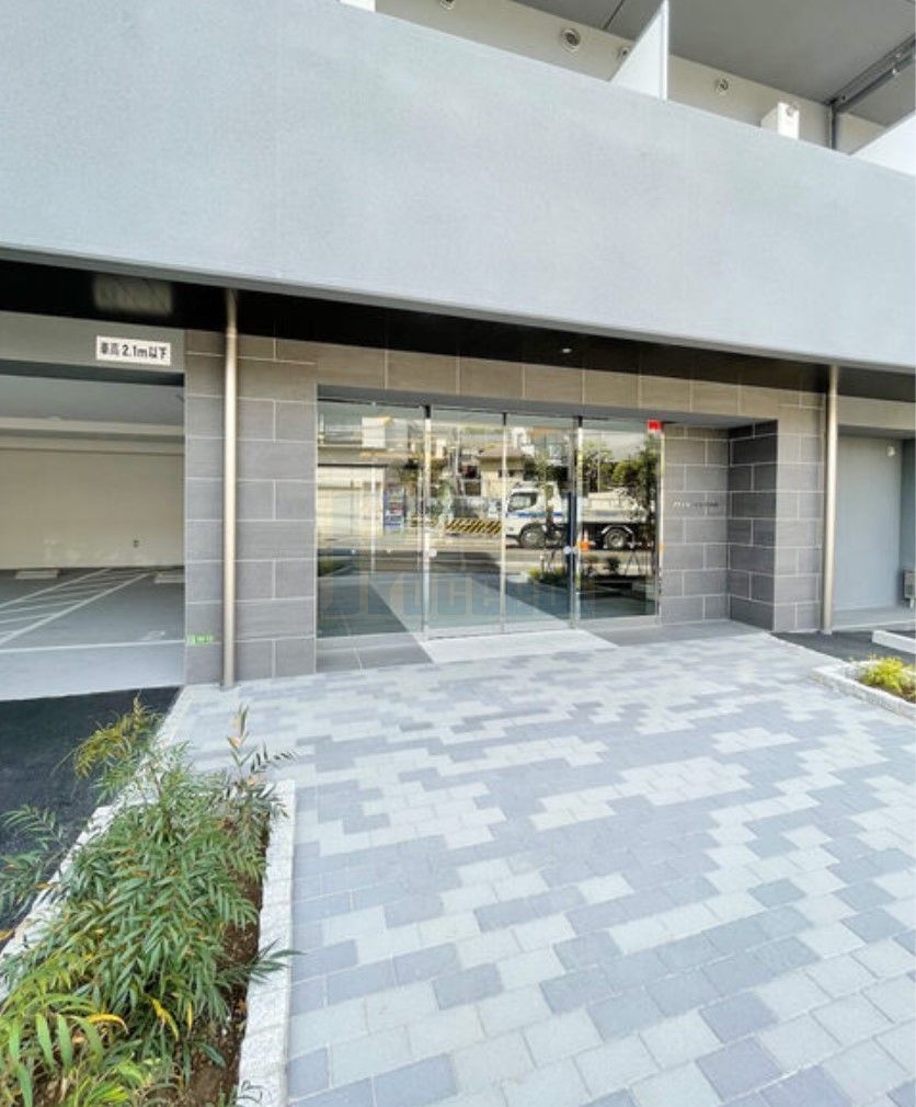 エントランス　きれいなエントランス！