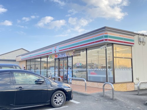 コンビニ　セブンイレブン稲沢町平和店（コンビニ）まで1246m
