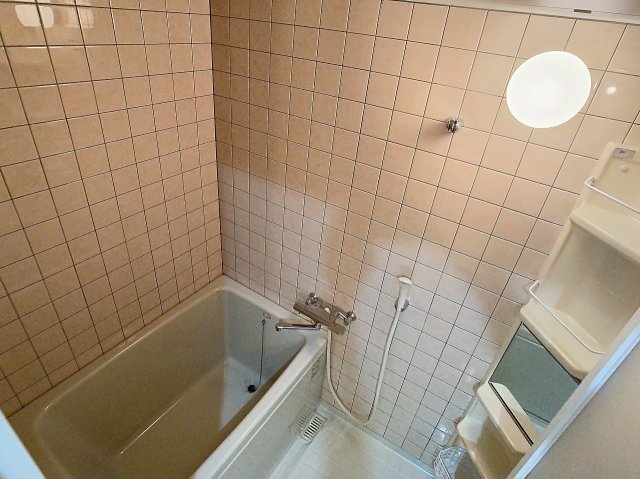 バス・シャワールーム　2024年6月撮影