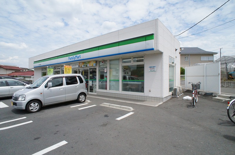 コンビニ　ファミリーマート サンズ厚木温水店（コンビニ）まで333m