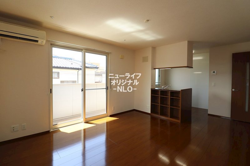 居室・リビング　※別室参照、現況を優先致します。