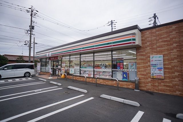 コンビニ　セブンイレブン出雲上塩冶町店（コンビニ）まで450m