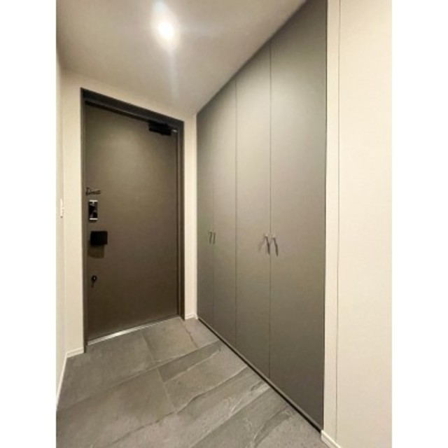 玄関　※写真は同タイプ住戸です。