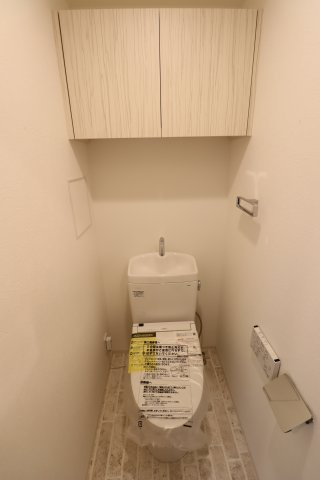 トイレ　反転タイプ参考写真