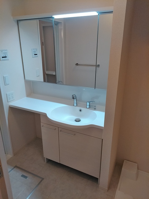 洗面設備　洗髪洗面化粧台