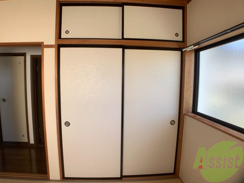 収納　押し入れタイプは奥行きがしっかりあって沢山収納できますね～