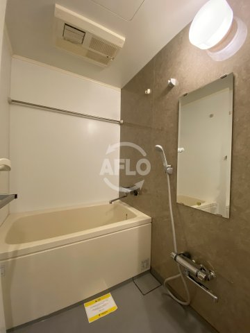 バス・シャワールーム　南堀江アパートメントグランデ　おいだき機能つきバスルーム