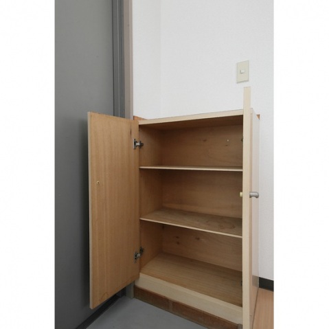 その他設備　シューズケース