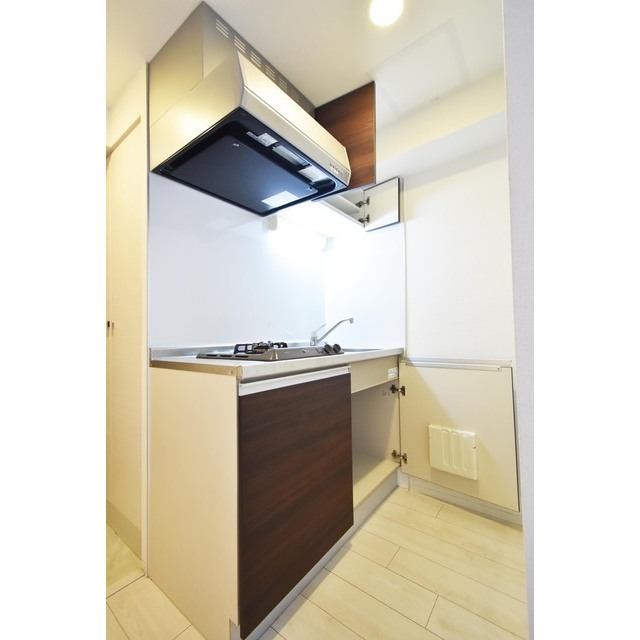 キッチン　コンパクトなキッチンで掃除もラクラク