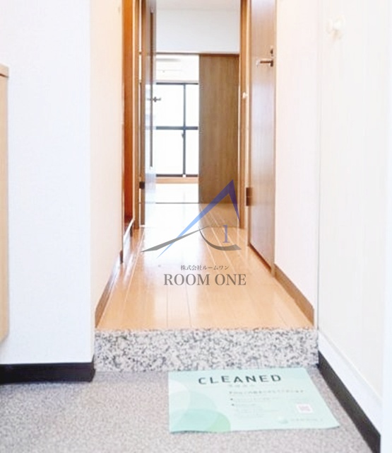 玄関　玄関です。