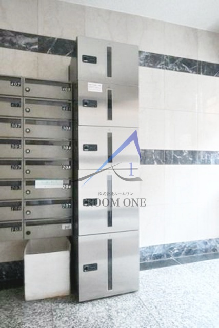 その他共有部分　集合ポストです。宅配ボックスです。