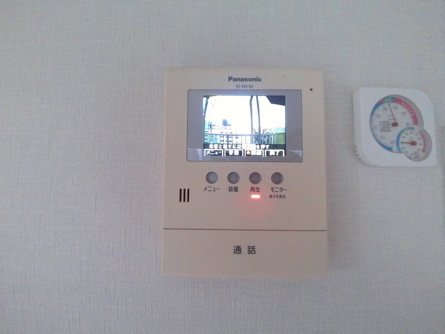 セキュリティ　モニター付きインターホン