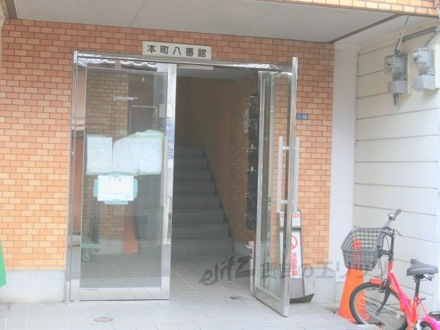 ロビー　エントランス