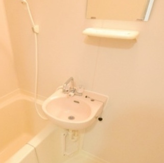 洗面設備　同仕様