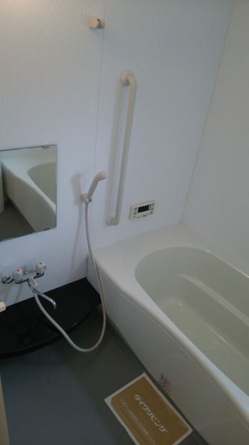 バス・シャワールーム　バス