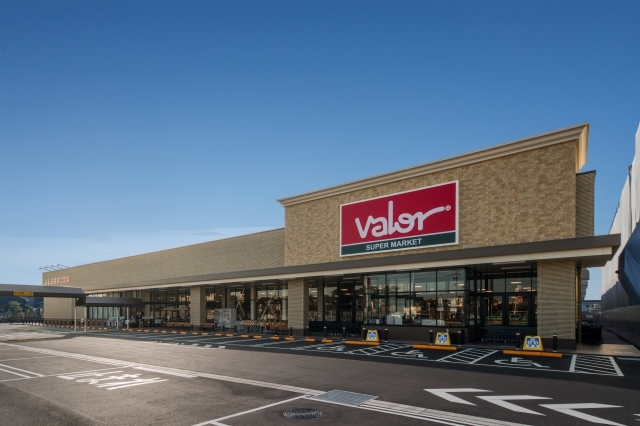 スーパー　スーパーマーケットバロー 勝川店（スーパー）まで319m