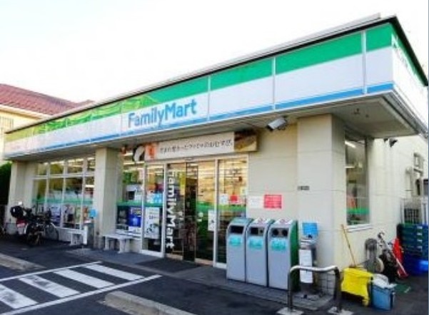 コンビニ　ファミリーマート 松原六丁目店（コンビニ）まで486m