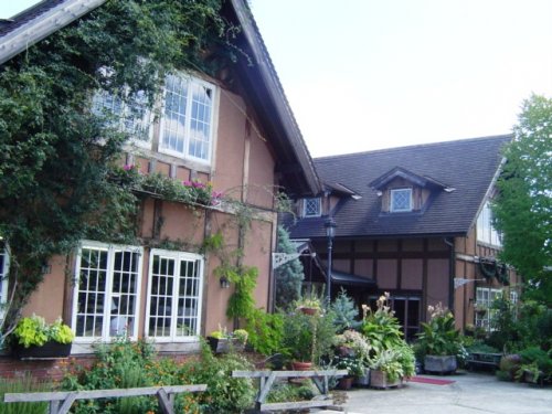 飲食店　サント・アン（飲食店）まで3424m