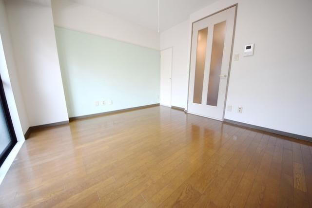 その他部屋・スペース　★収納付きのお部屋です★