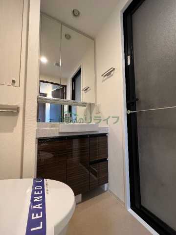 洗面設備　クレヴィアリグゼ三軒茶屋