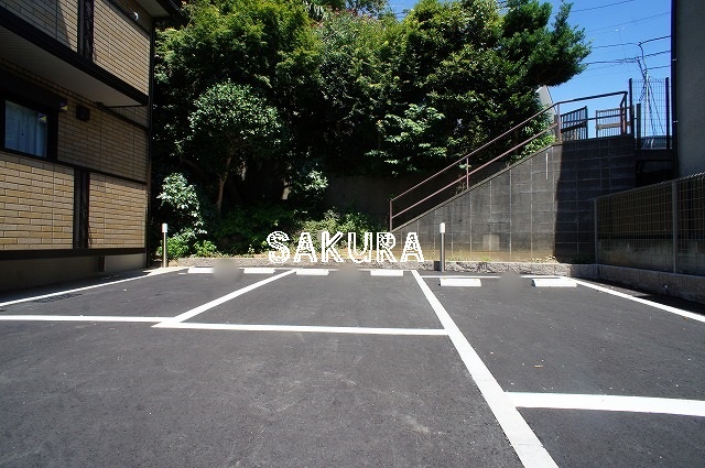 駐車場　敷地内駐車場ございます♪