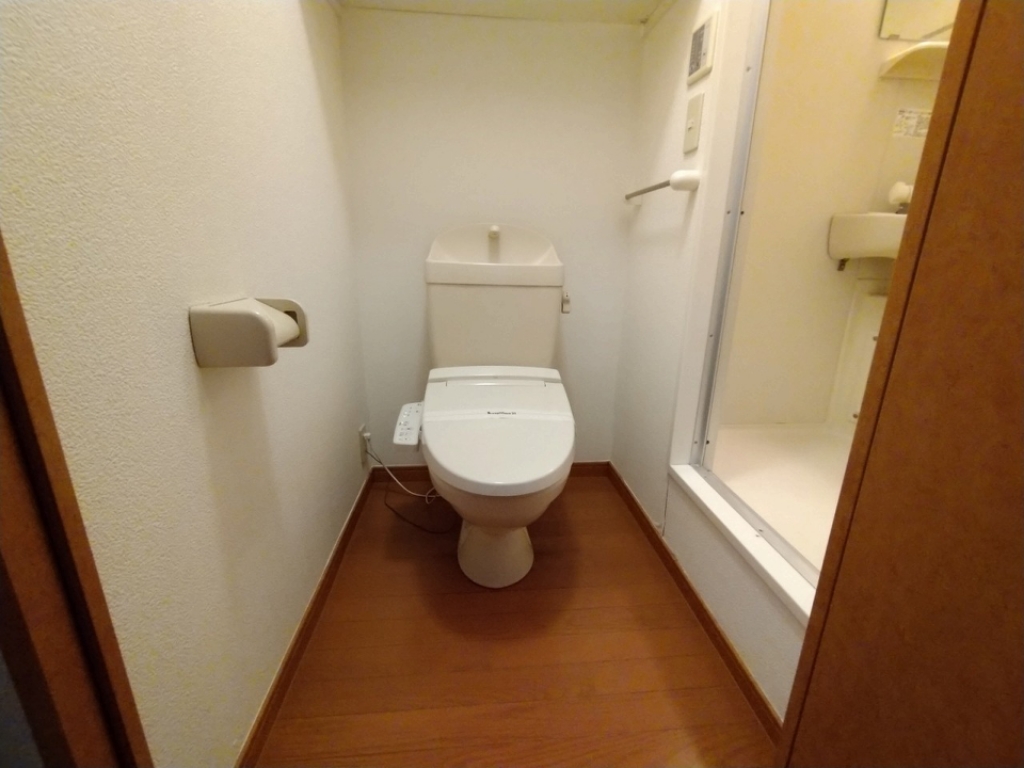 その他　温水洗浄便座設置