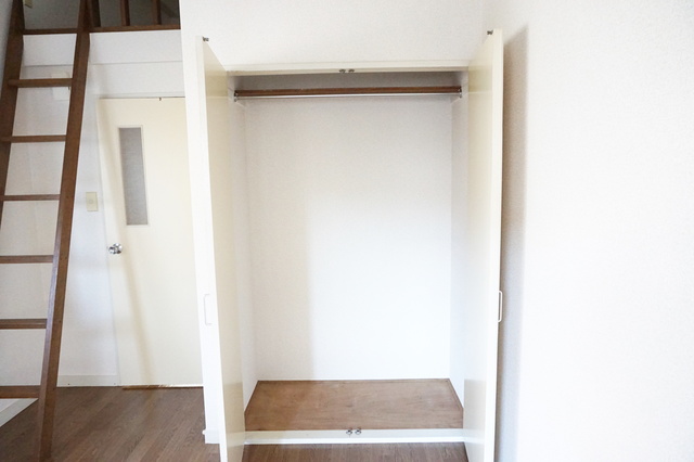 収納　奥行のある収納付です！増えがちな荷物をスッキリ収納できます！