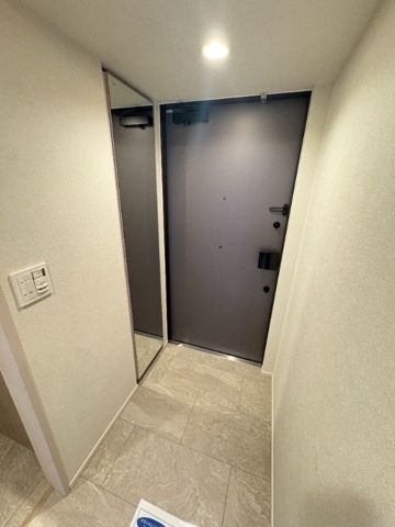 玄関　☆シューズボックス付き玄関スペース☆